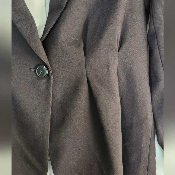 H&M Ladies Pleated Black Blazer with White Lining - SIZE 10 - Picture 6 of 7